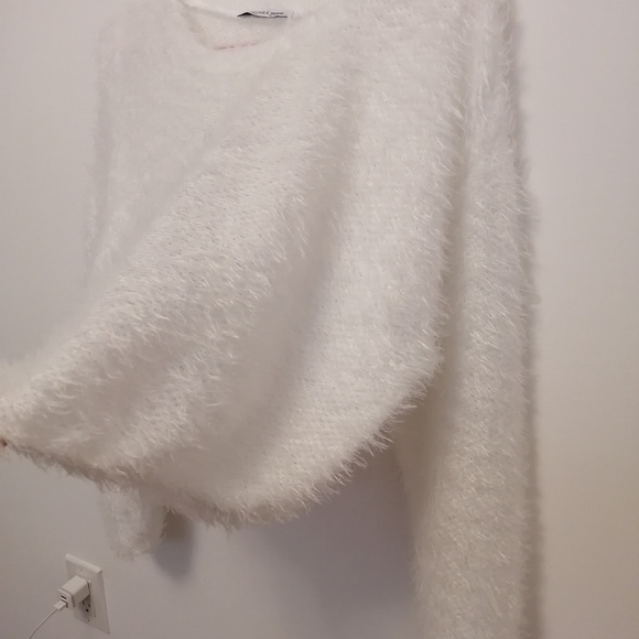 Zara - Picture 5 of 7